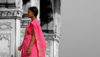 Inde : noir et blanc, couleurs indiennes