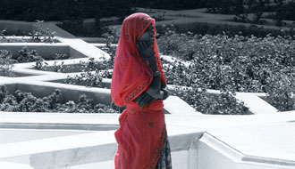 Inde : noir et blanc, couleurs indiennes