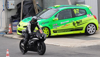 Session de roulage moto au circuit du Bourbonnais