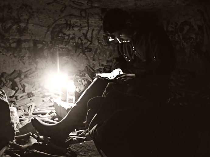 Paris, catacombes