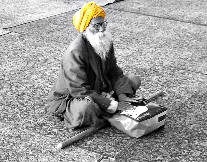 Inde : noir et blanc, couleurs indiennes