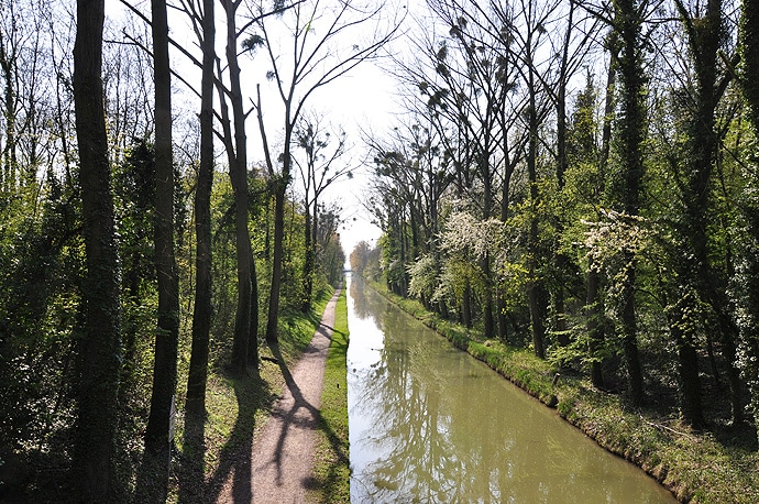  Parc de la poudrerie : canal de l'Ourcq