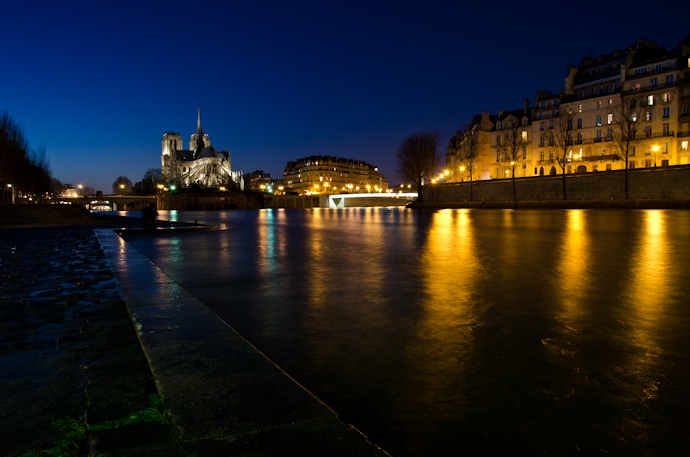 Vue sur la cathédrale Notre Dame de Paris