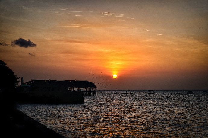 Chouché de soleil sur Stone Town, Zanzibar, février 2012