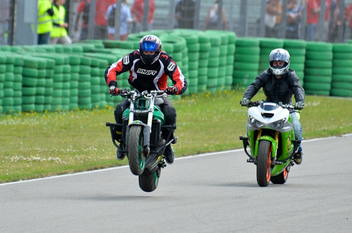 Hollande - IVECO TT ASSEN 2012 motoGP - stunt