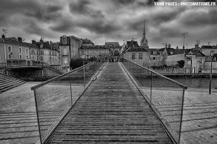 Passerelle du canal du Loing