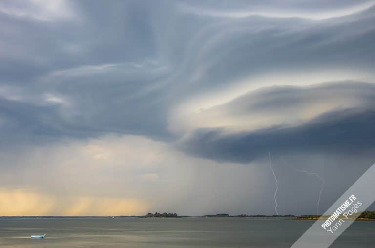 Orage sur l'océan