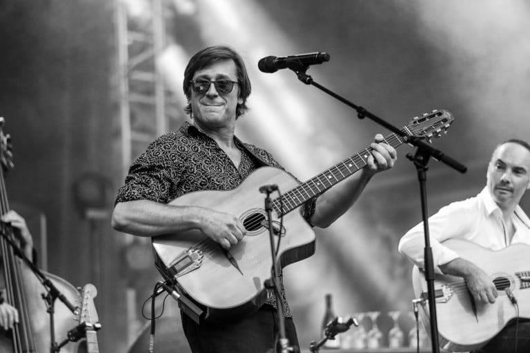 Thomas Dutronc et les esprits manouches