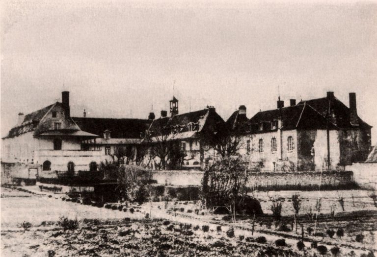 Rue Jean Jaurès 45200 Montargis Hôpital, hospice de Montargis, ancien Couvent des Ursulines