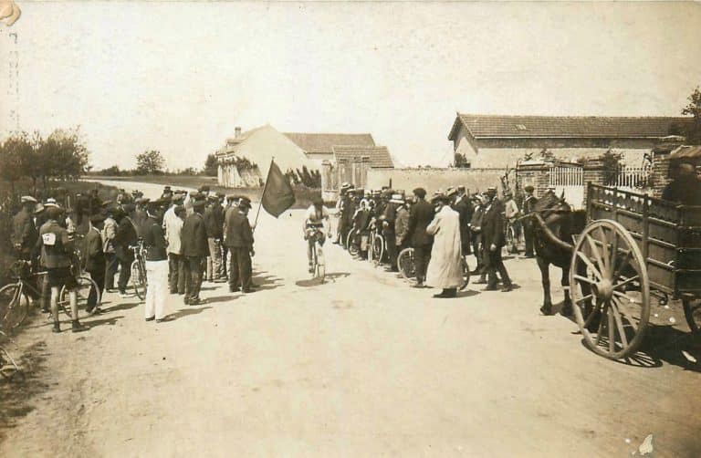 Montargis ancien - Photographe L. Couté