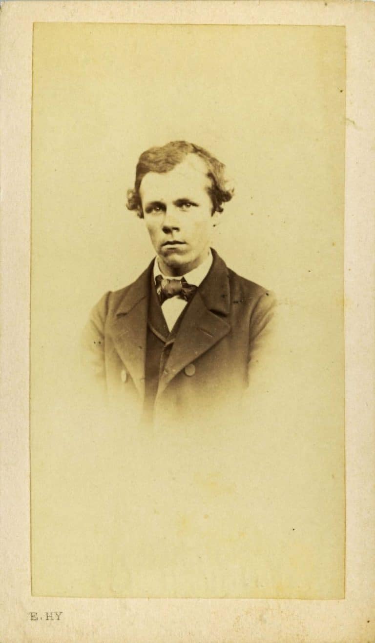 Edouard Hy, photographe à Montargis de 1880 à 1882