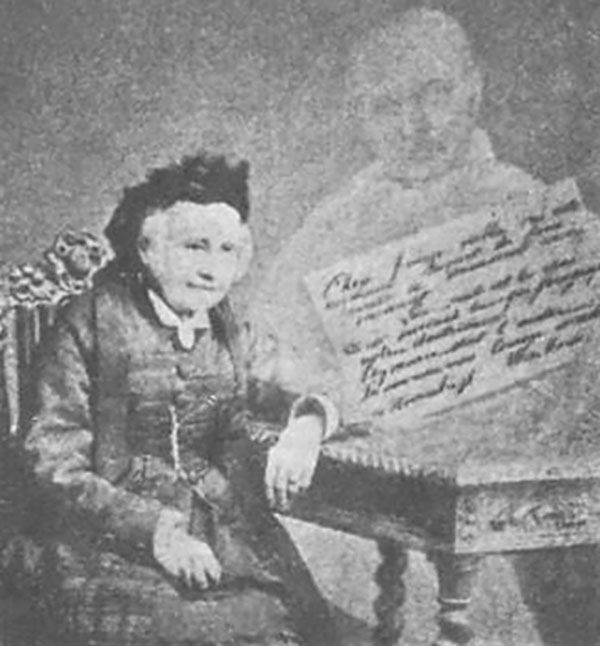 Edouard Buguet, photographe spirite
