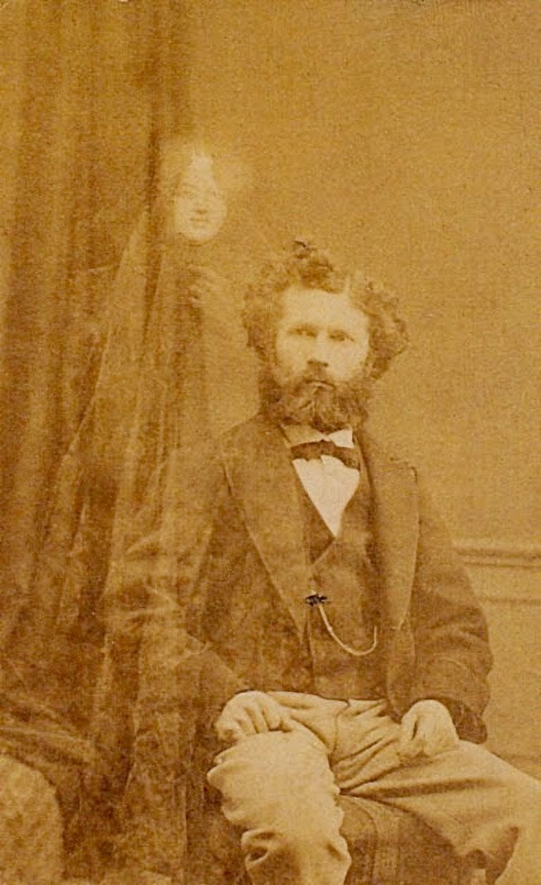 Edouard Buguet, photographe spirite