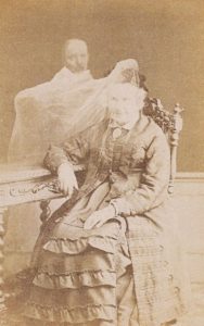 Edouard Buguet, photographe spirite
