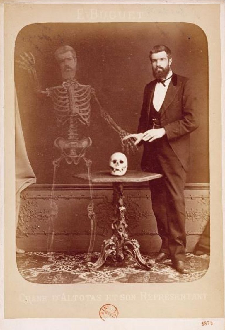 Edouard Buguet, photographe spirite