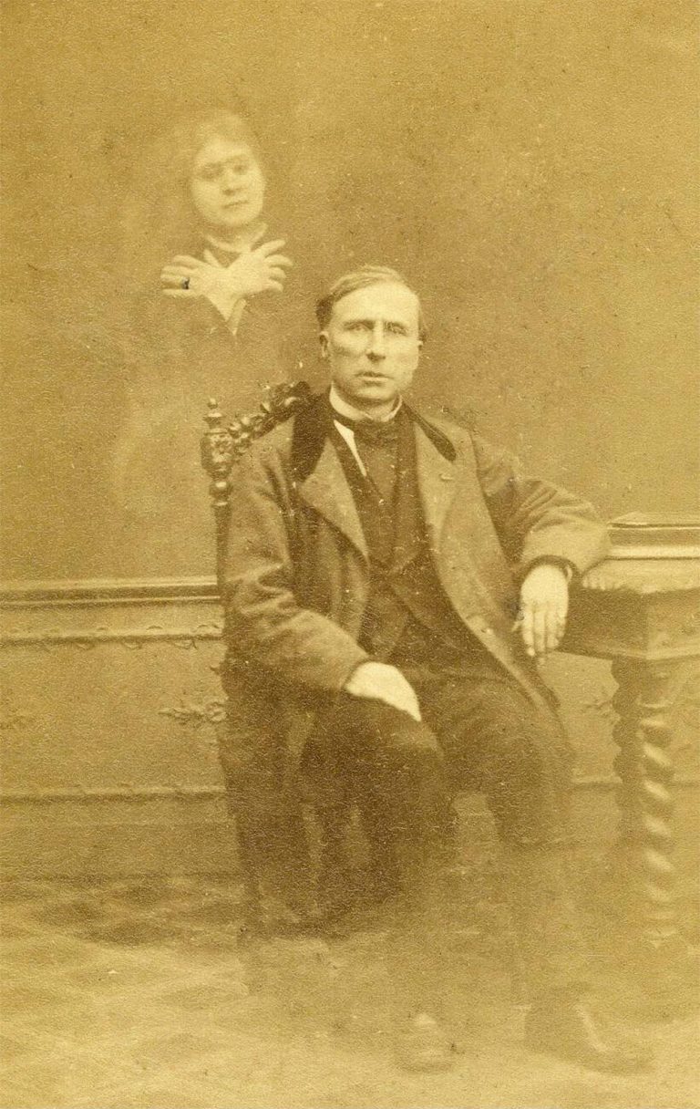 Edouard Buguet, photographe spirite
