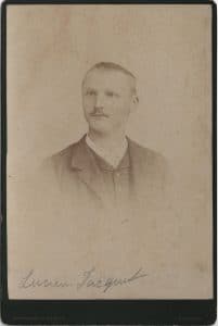 Edouard Buguet, pseudonyme C. Robert, photographe à Montargis