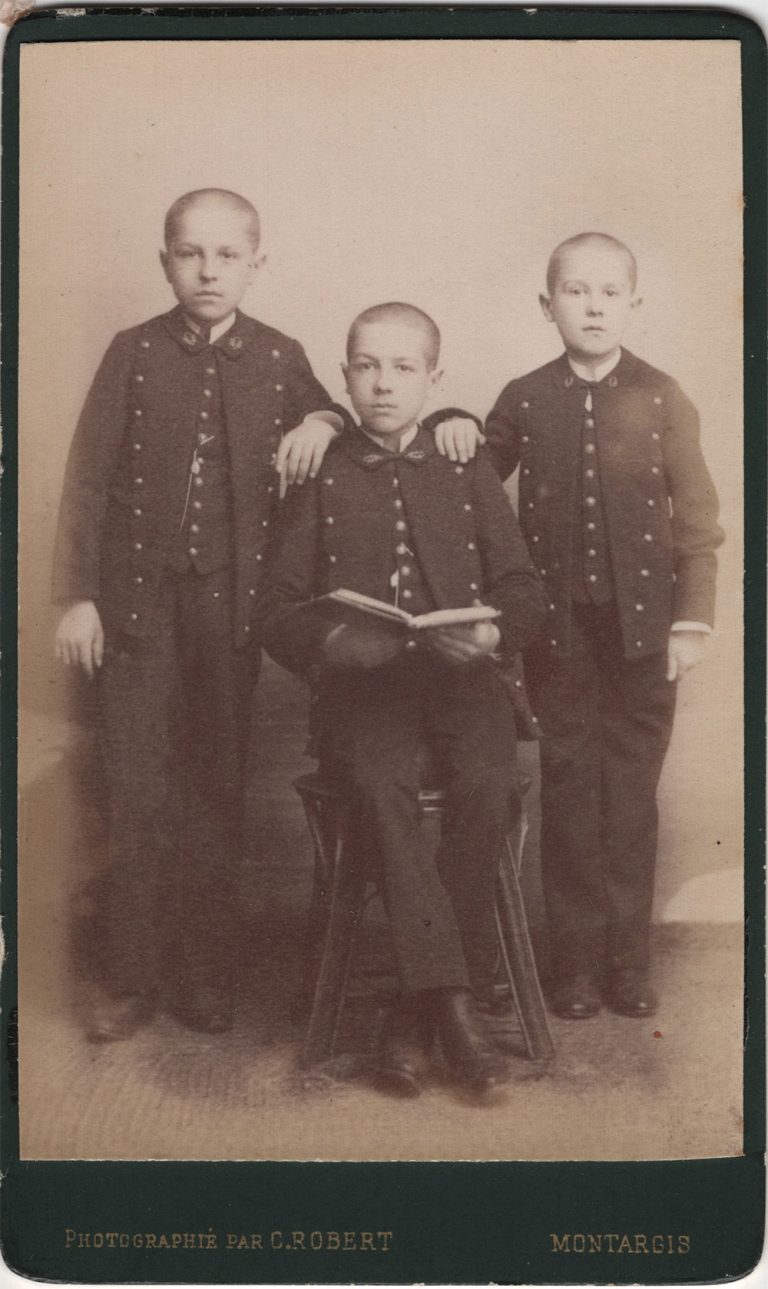 Edouard Buguet, pseudonyme C. Robert, photographe à Montargis